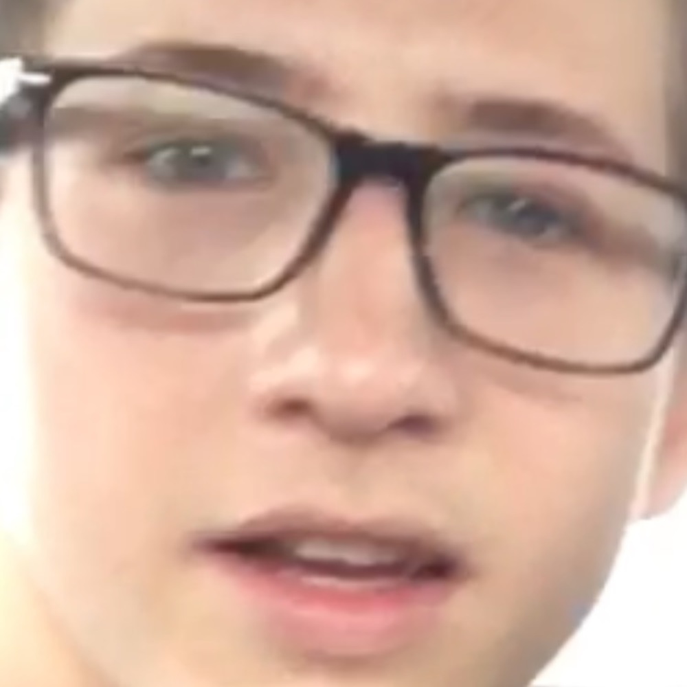 Meet your Posher, Adam